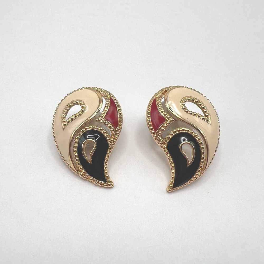 Vintage Avon Earrings White Black Red Paisley Teardrop Enamel Gold Tone Nautical